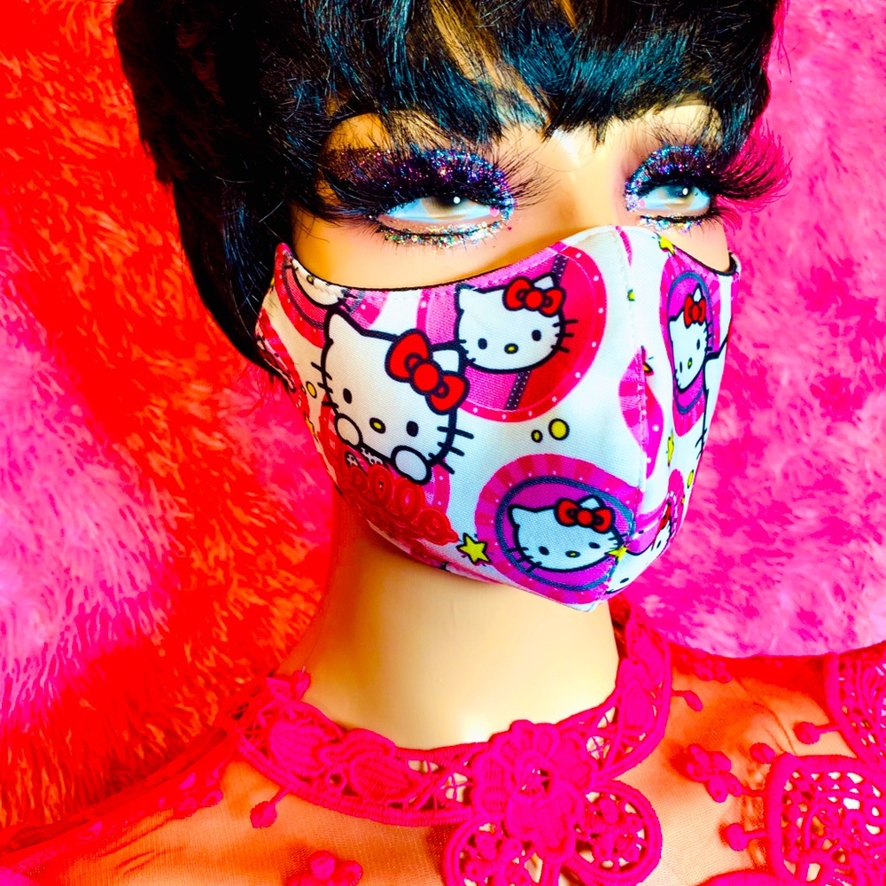 Women’s Hello Kitty Face Mask